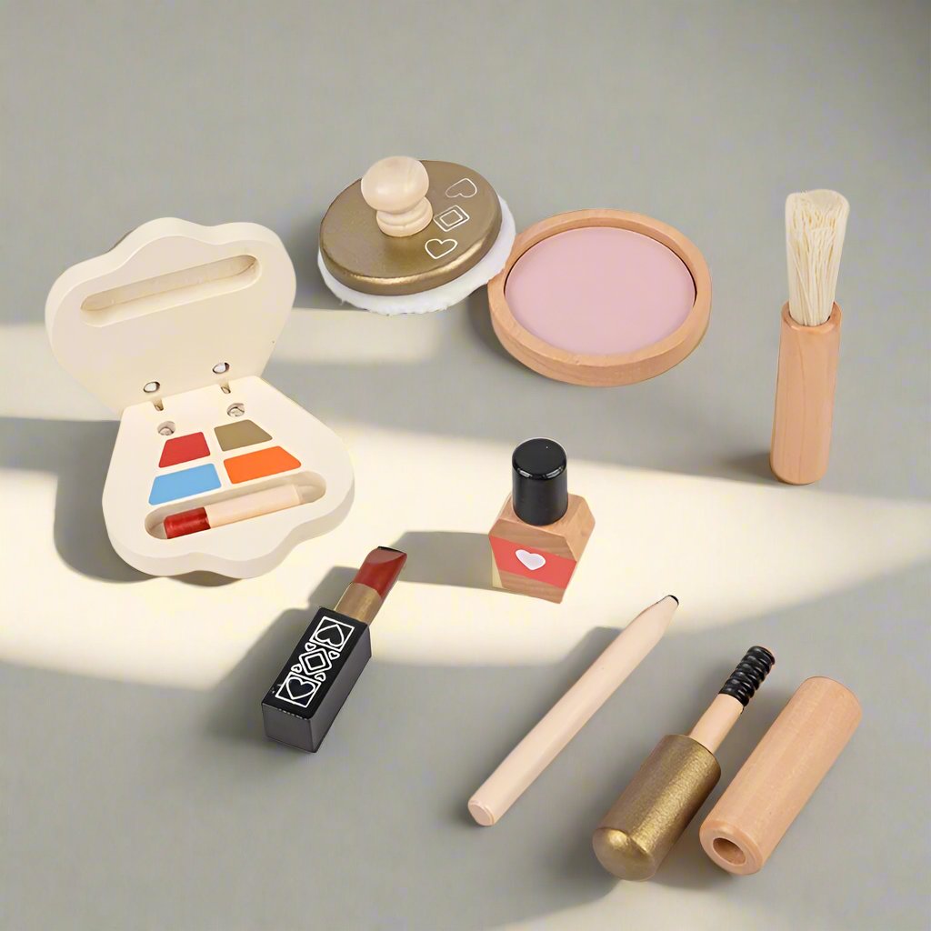 Wooden Cosmetic Set